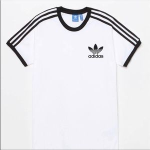Never worn adidas t shirt street wear